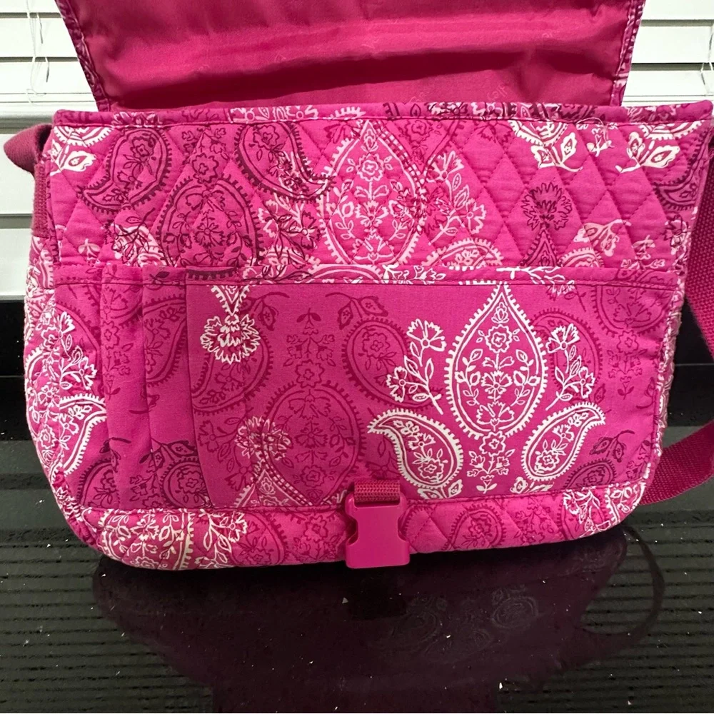 Vera Bradley Indio Quilted Messenger Bag Paisley Crossbody Pink Laptop Travel - Picture 9 of 15